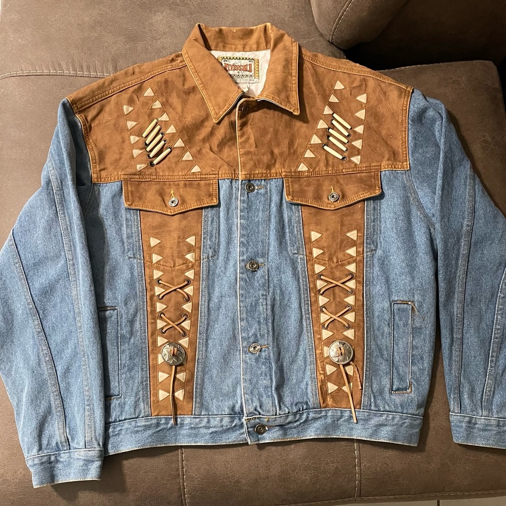 Golden River Studded Leather Jean Jacket Size L Unique Vintage Western